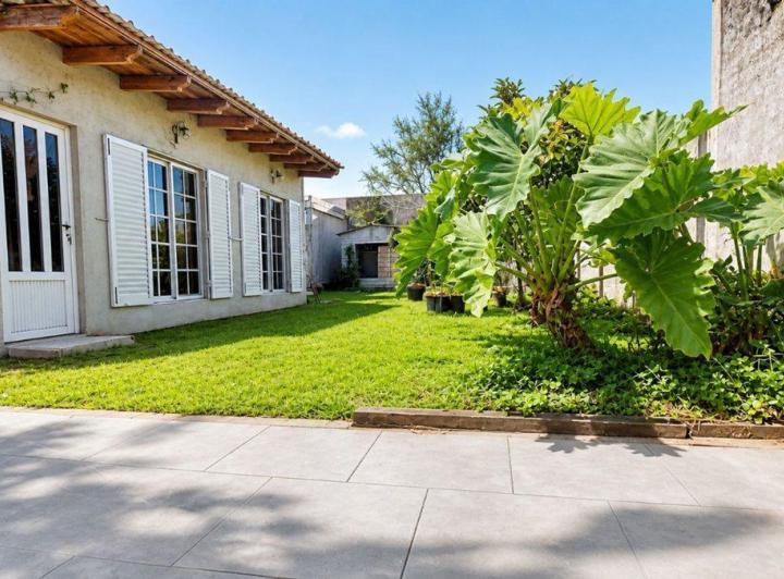 Casa · 135m² · 6 Ambientes · 1 Cochera