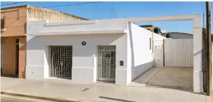 GALPON EN VENTA+ LOCAL + 2 DEPARTAMENTOS /AV. JULIO A ROCA /FINANCIACION