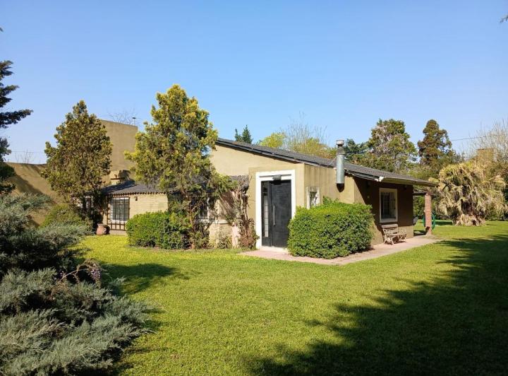 Casa · 140m² · 5 Ambientes · 1 Cochera