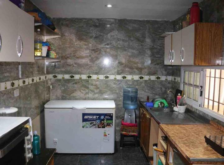 Casa · 143m² · 5 Ambientes · 2 Cocheras