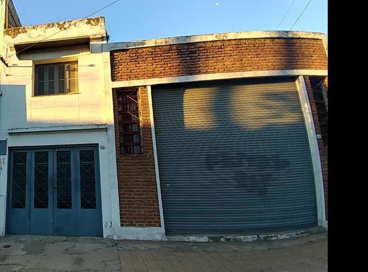 Casa · 200m² · 5 Ambientes