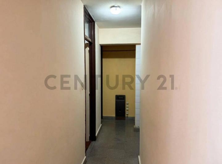 Departamento · 76m² · 5 Ambientes