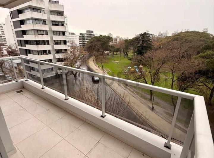 Departamento · 68m² · 2 Dormitorios · 1 Cochera
