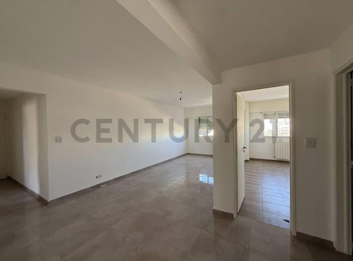 Departamento · 80m² · 5 Ambientes