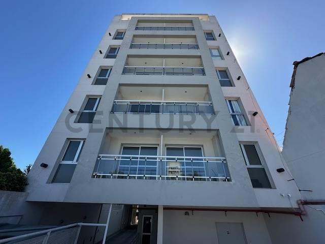 Departamento · 45m² · 2 Ambientes · 1 Cochera