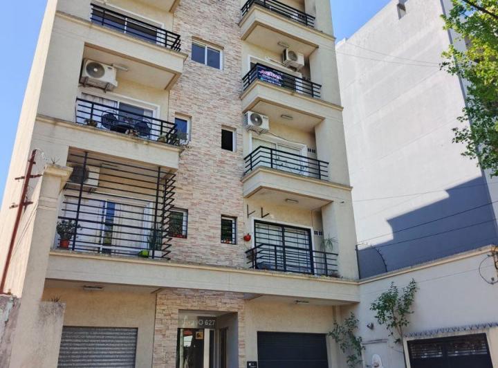 Departamento · 42m² · 2 Ambientes · 2 Cocheras