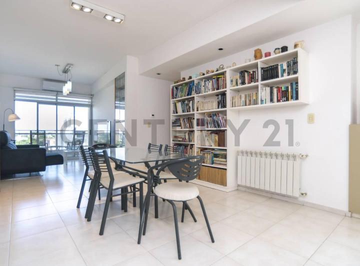Departamento · 94m² · 5 Ambientes · 1 Cochera