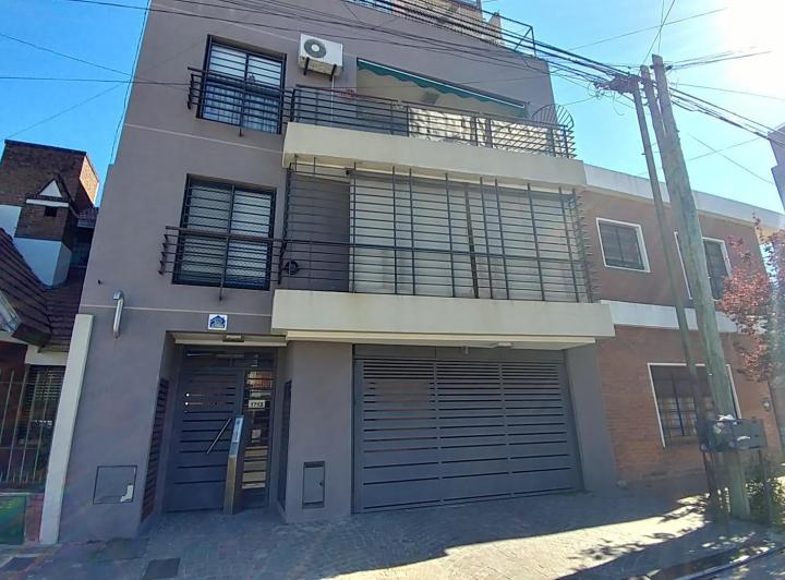 Departamento · 60m² · 2 Ambientes · 1 Cochera