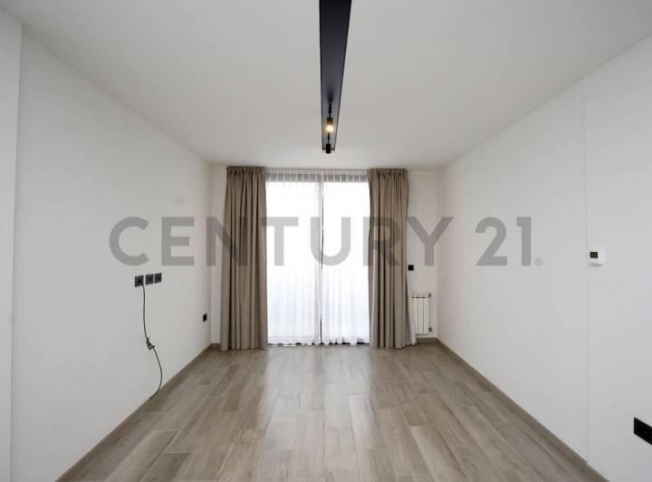 Departamento · 100m² · 4 Ambientes · 1 Cochera