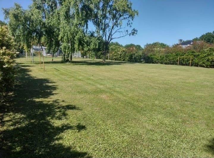 Terreno · 1400m²