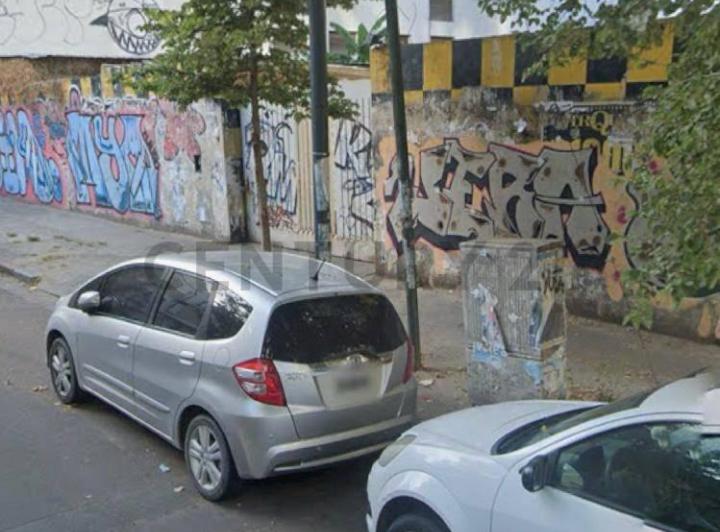 Terreno · 600m²