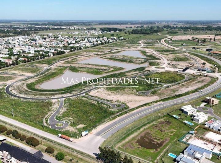 Terreno · 612m²