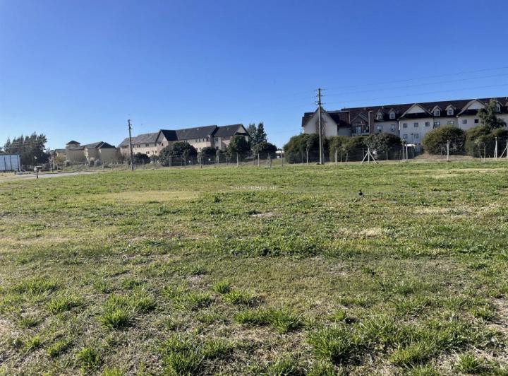 Terreno · 600m²
