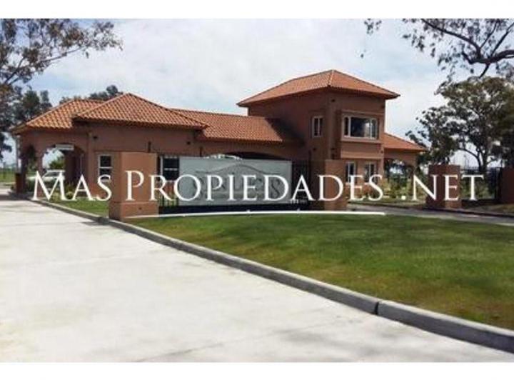 Terreno · 800m²