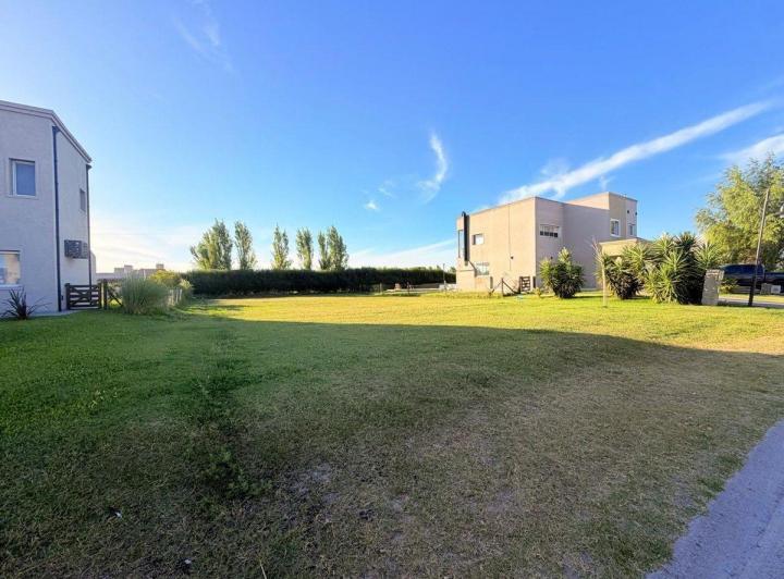 Terreno · 800m²