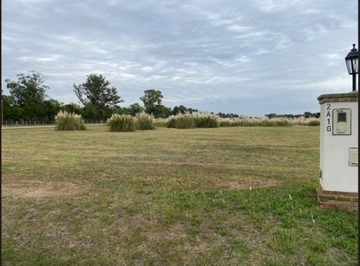 Terreno · 2045m²