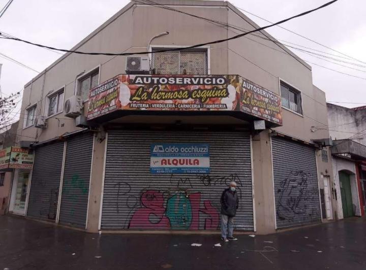 Local comercial · 270m²