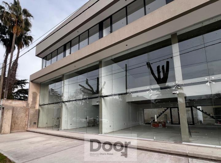 Local comercial · 32m²