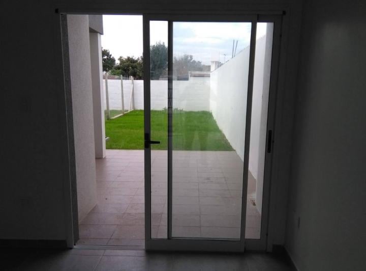 Casa · 80m² · 2 Dormitorios · 1 Cochera
