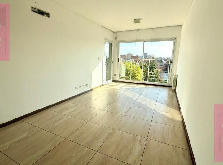 Departamento · 50m² · 2 Ambientes · 1 Cochera