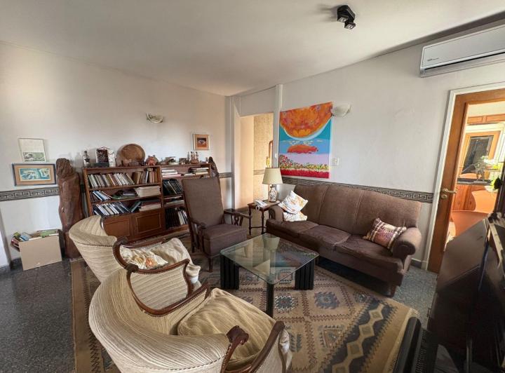 Departamento · 75m² · 4 Ambientes