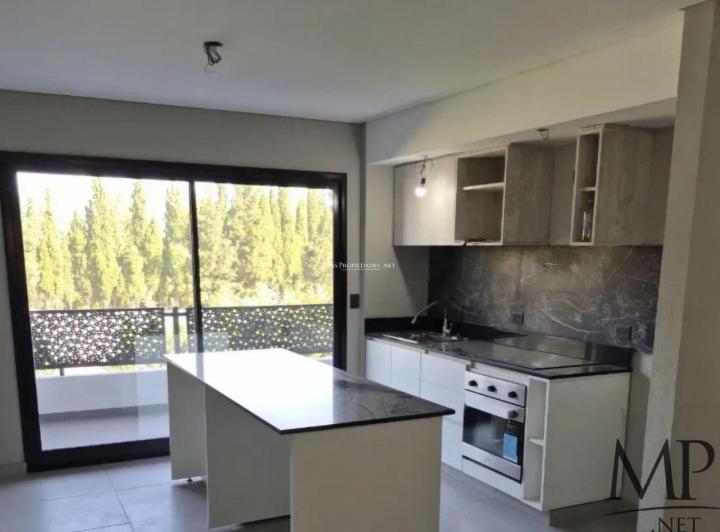 Departamento · 50m² · 2 Ambientes · 1 Cochera