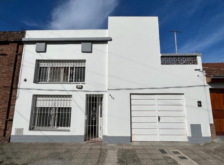 Casa · 70m² · 3 Ambientes · 1 Cochera