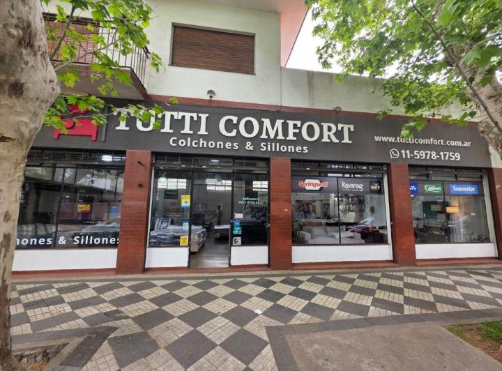 Local comercial · 200m²