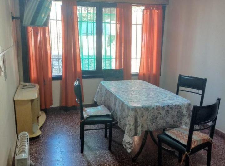 Casa · 135m² · 5 Ambientes · 1 Cochera