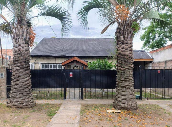 Casa · 120m² · 4 Ambientes · 2 Cocheras
