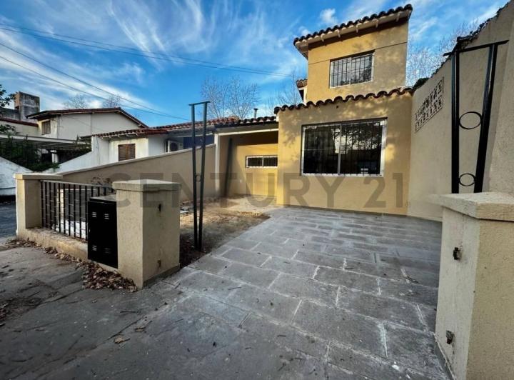 Casa · 77m² · 4 Ambientes