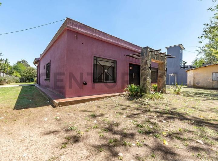 Casa · 250m² · 4 Ambientes · 2 Cocheras