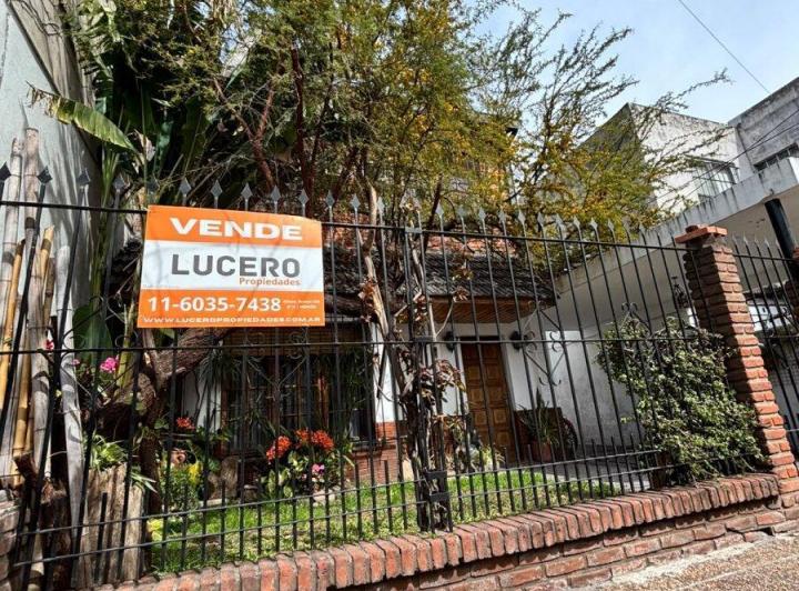 Casa · 146m² · 5 Ambientes · 2 Cocheras