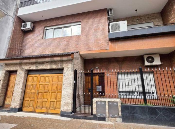 Casa · 192m² · 4 Ambientes · 1 Cochera