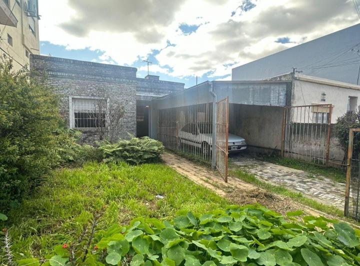 Casa · 65m² · 3 Ambientes · 1 Cochera