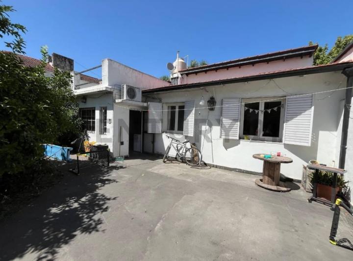 Casa · 130m² · 3 Ambientes · 2 Cocheras