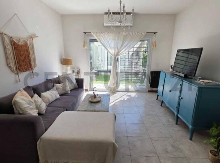 PH · 101m² · 4 Ambientes · 1 Cochera