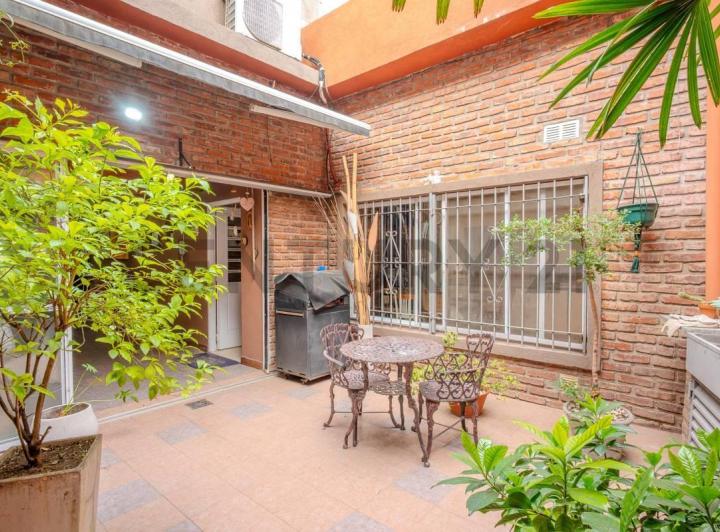 Casa · 167m² · 5 Ambientes · 2 Cocheras