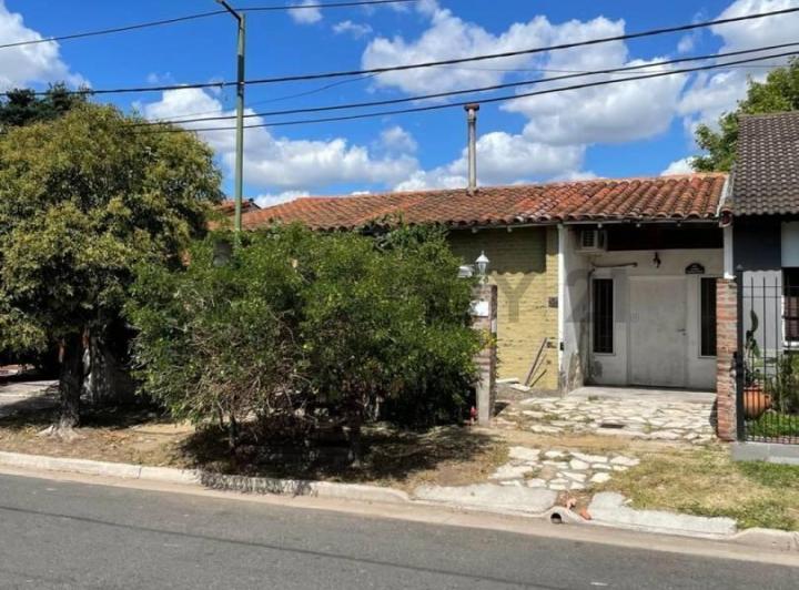 Casa · 150m² · 4 Ambientes · 1 Cochera