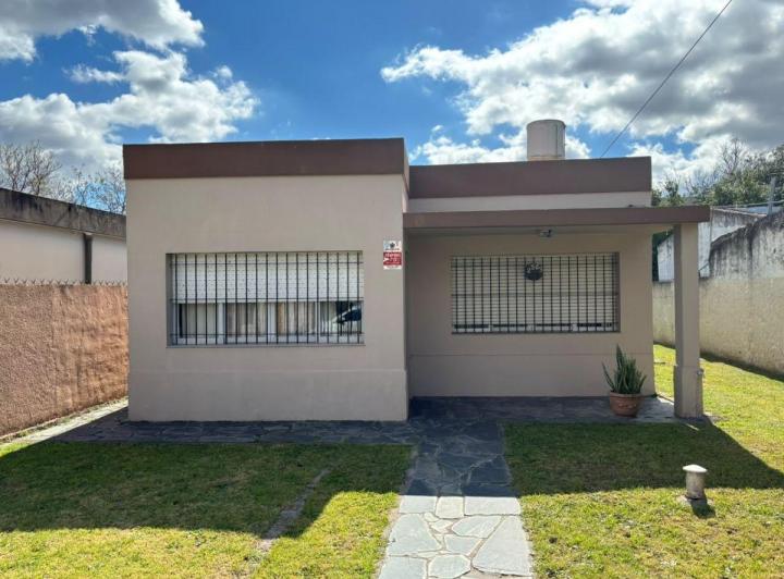 Casa · 110m² · 4 Ambientes · 1 Cochera