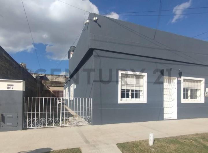 Casa · 51m² · 3 Ambientes · 1 Cochera