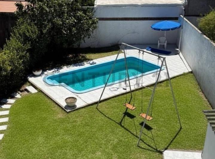 Casa · 112m² · 3 Ambientes · 2 Cocheras