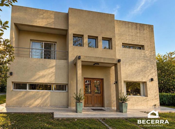 PH · 252m² · 6 Ambientes · 2 Cocheras