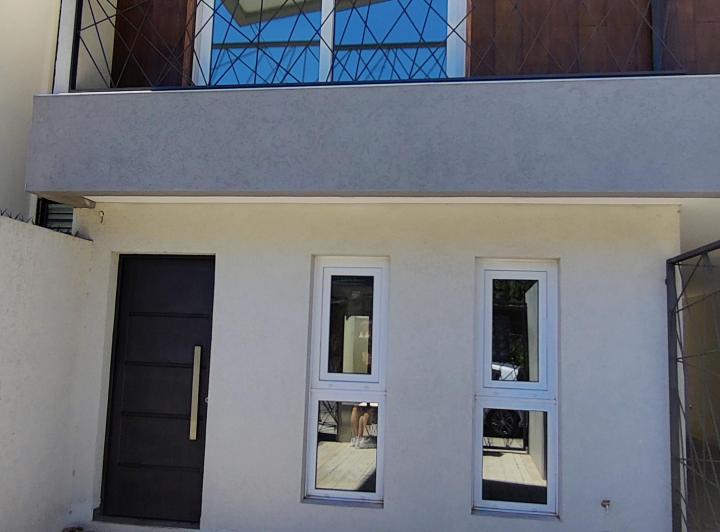 Casa · 110m² · 4 Ambientes · 1 Cochera