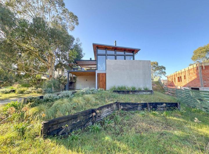 Casa · 183m² · 5 Ambientes · 1 Cochera
