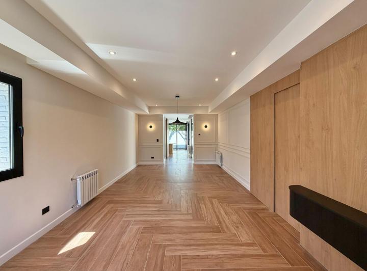 Casa · 190m² · 4 Ambientes · 2 Cocheras