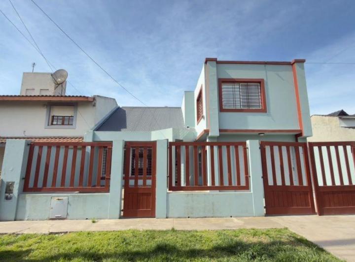 Casa · 202m² · 4 Ambientes · 1 Cochera