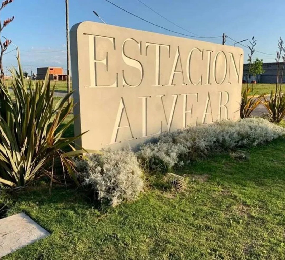 VENTA LOTE DE TERRENO - 300M2 EN ESTACIÓN ALVEAR 3