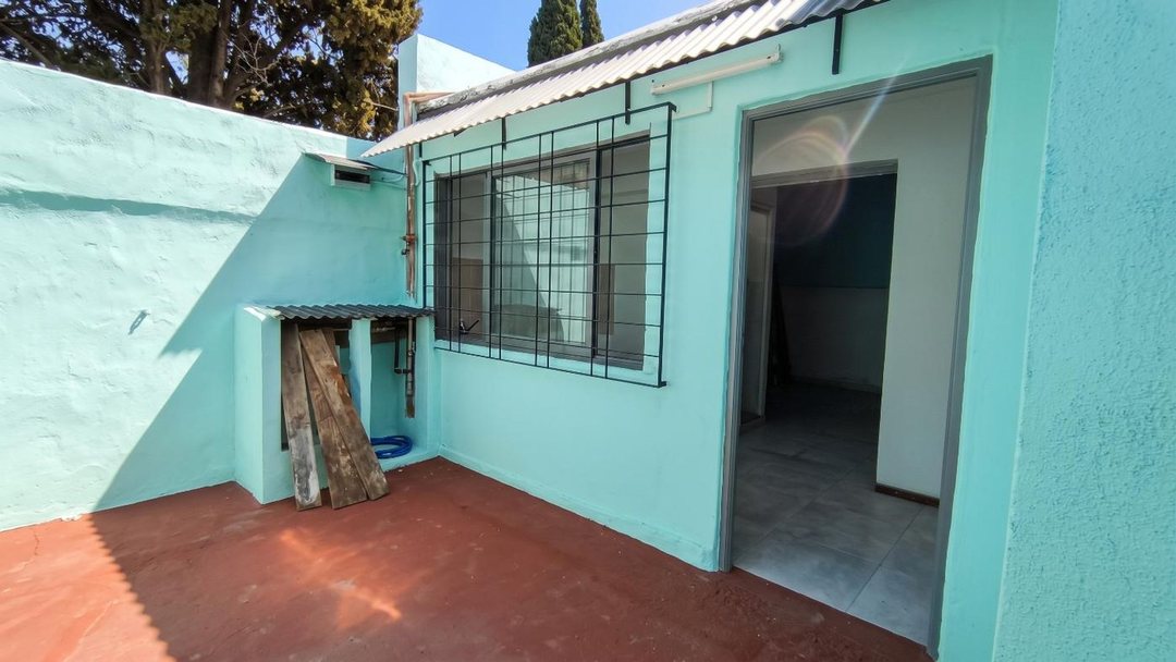 Alquiler PH Monoambiente en Ituzaingo