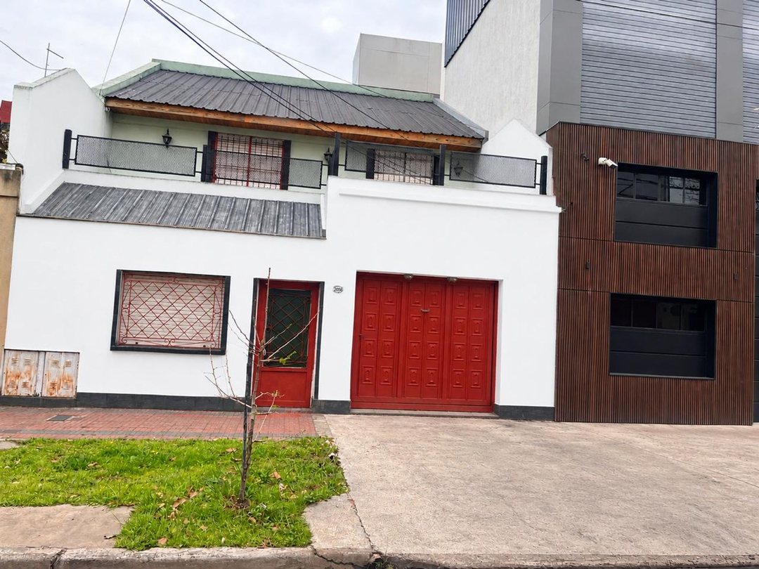 VENTA CASA EN DOS PLANTAS EN SAENZ PEÑA
